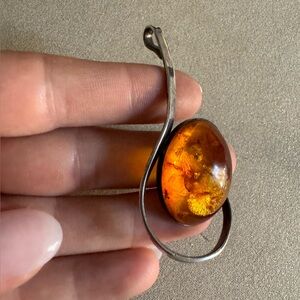 Vintage amber and 925 Sterling silver gorgeous pendant
